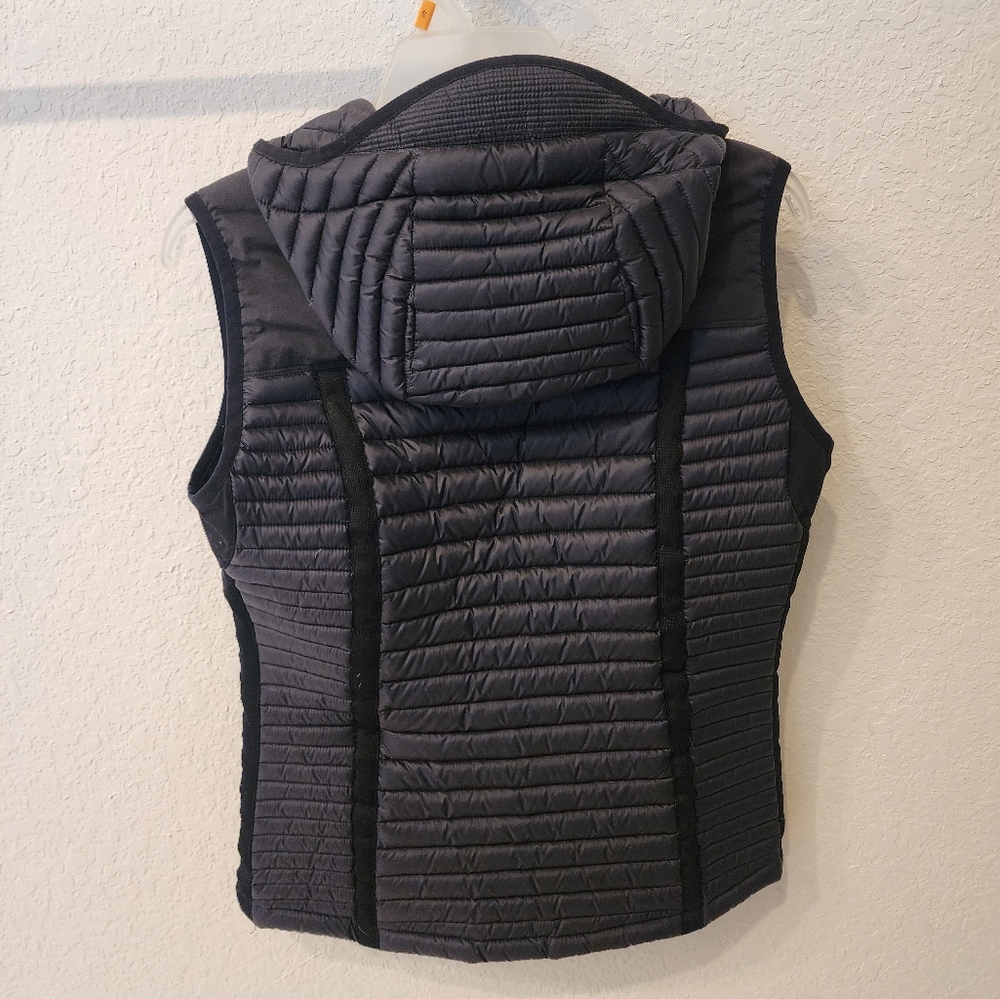 Kuhl Women's Puffer Vest - Picture 4 of 4